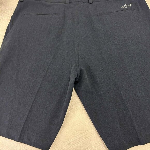 Greg Norman Men's Golf Shorts - Picture 4 of 4